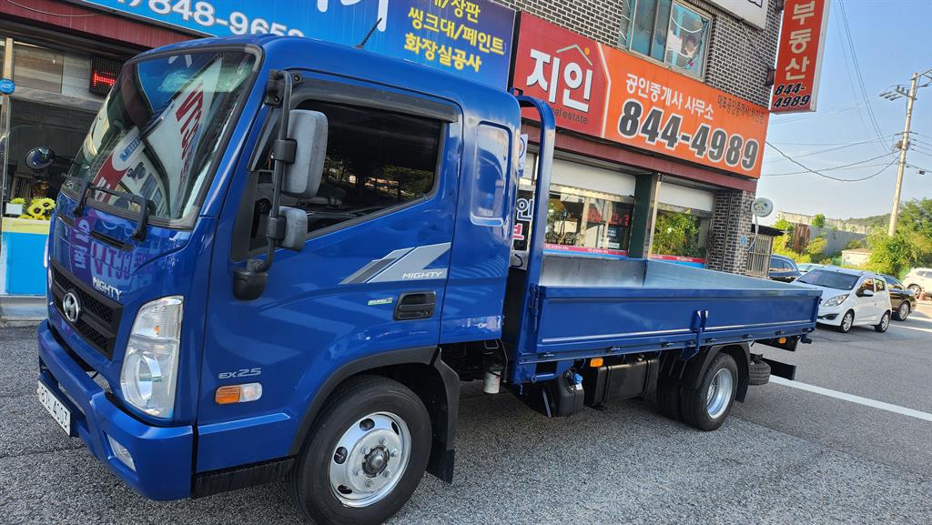 현대 올뉴마이티 2.5톤 카고 슈퍼캡 0