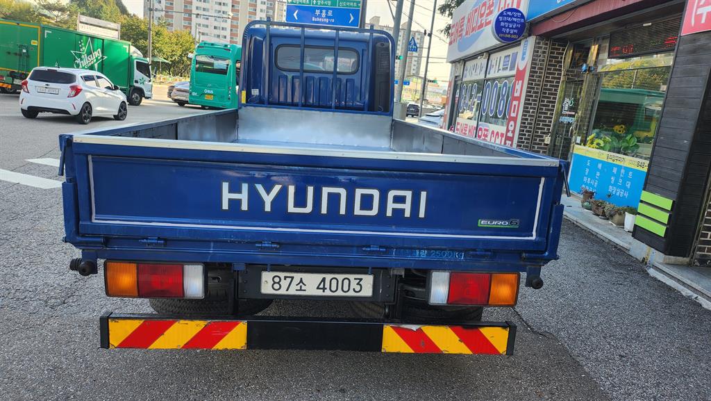 현대 올뉴마이티 2.5톤 카고 슈퍼캡 4