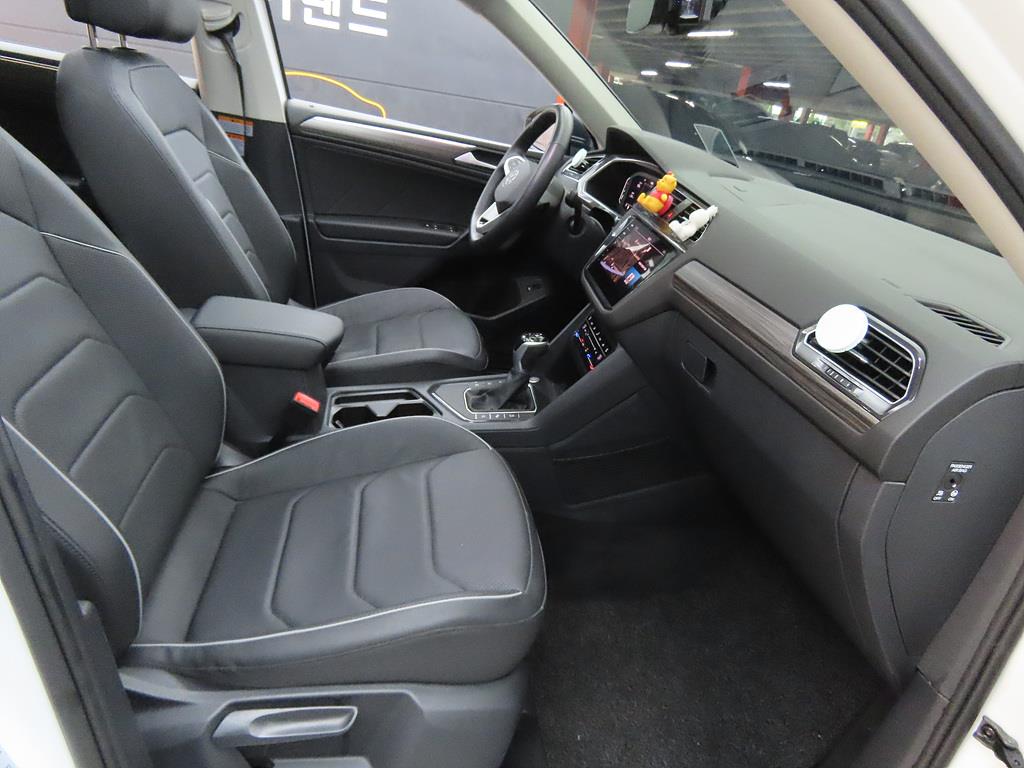 Volkswagen Tiguan 2.0 TSI Prestige 7