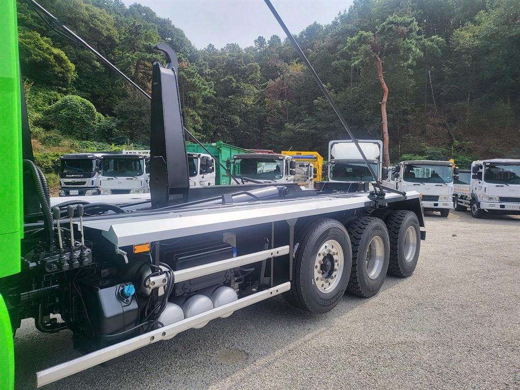 현대 엑시언트 암롤 24톤 수동 5