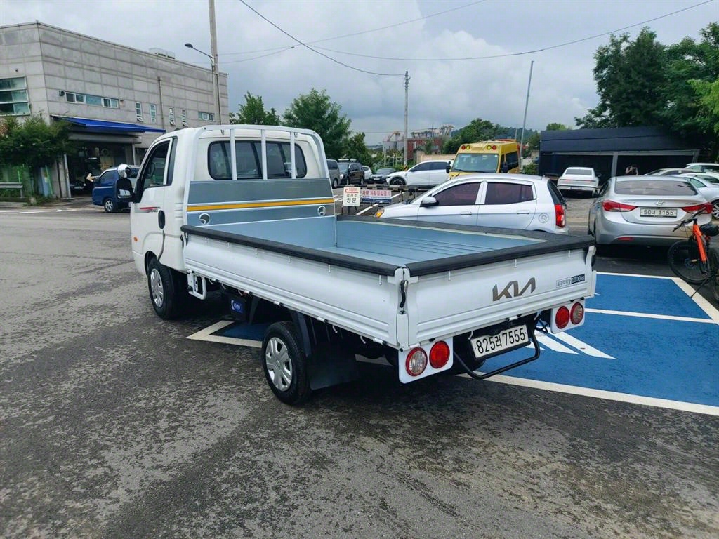 기아 봉고3 1톤 카고 4