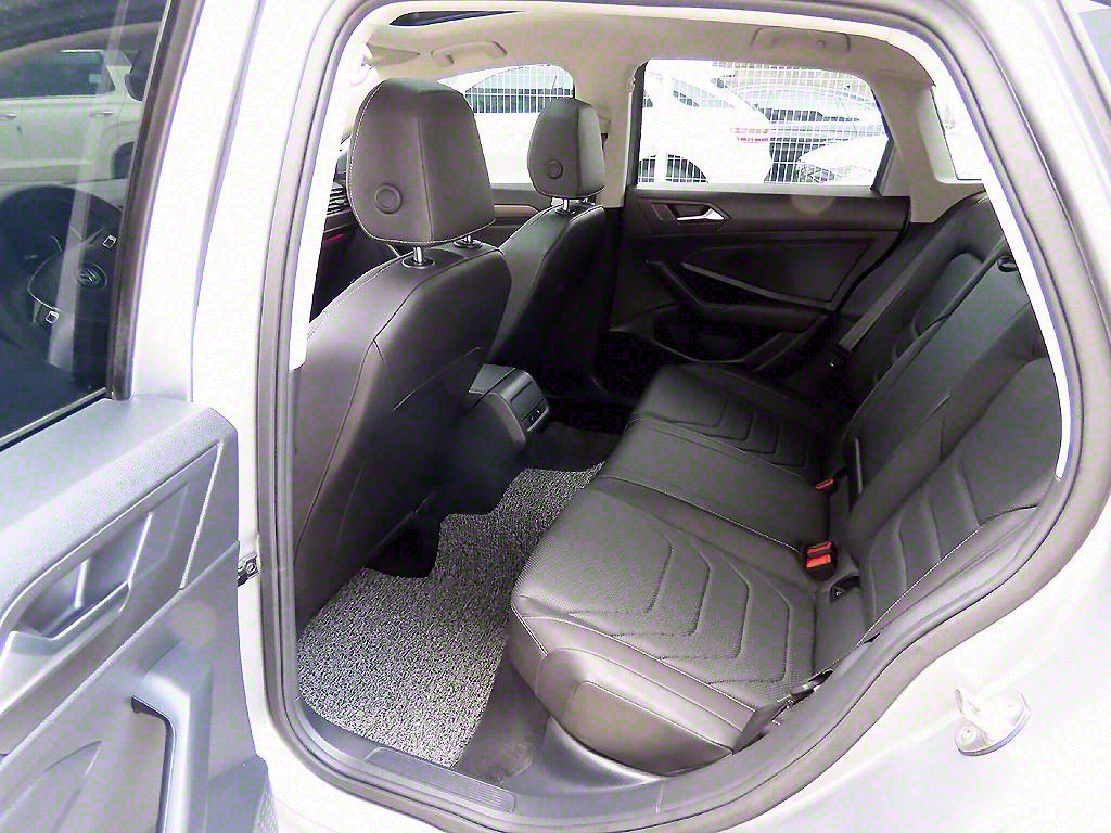 Volkswagen Jetta 1.4 TSI Prestige 7