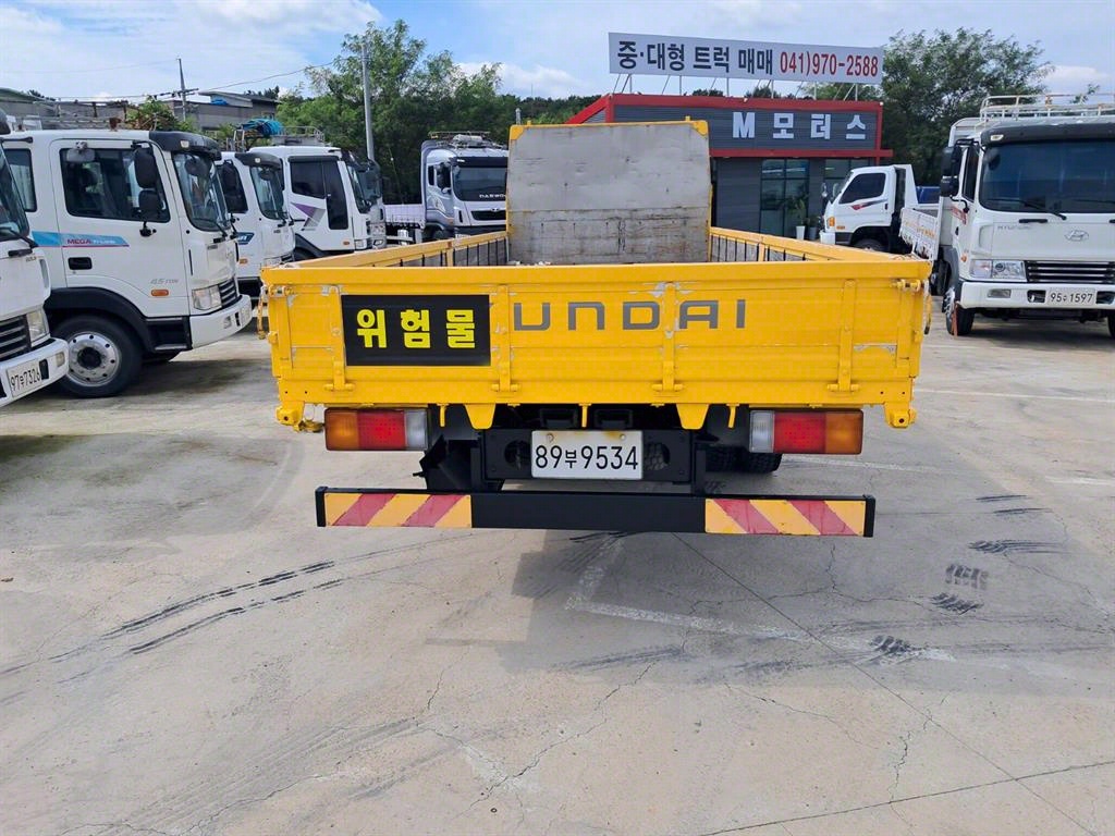 현대 메가트럭 카고 7.5톤 수동 7