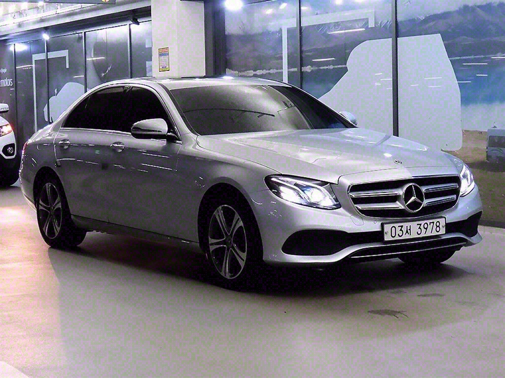 E-클래스 W213 E220d 아방가르드 2019년식