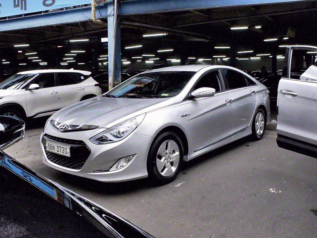 Hyundai Sonata YF HEV Premier 2