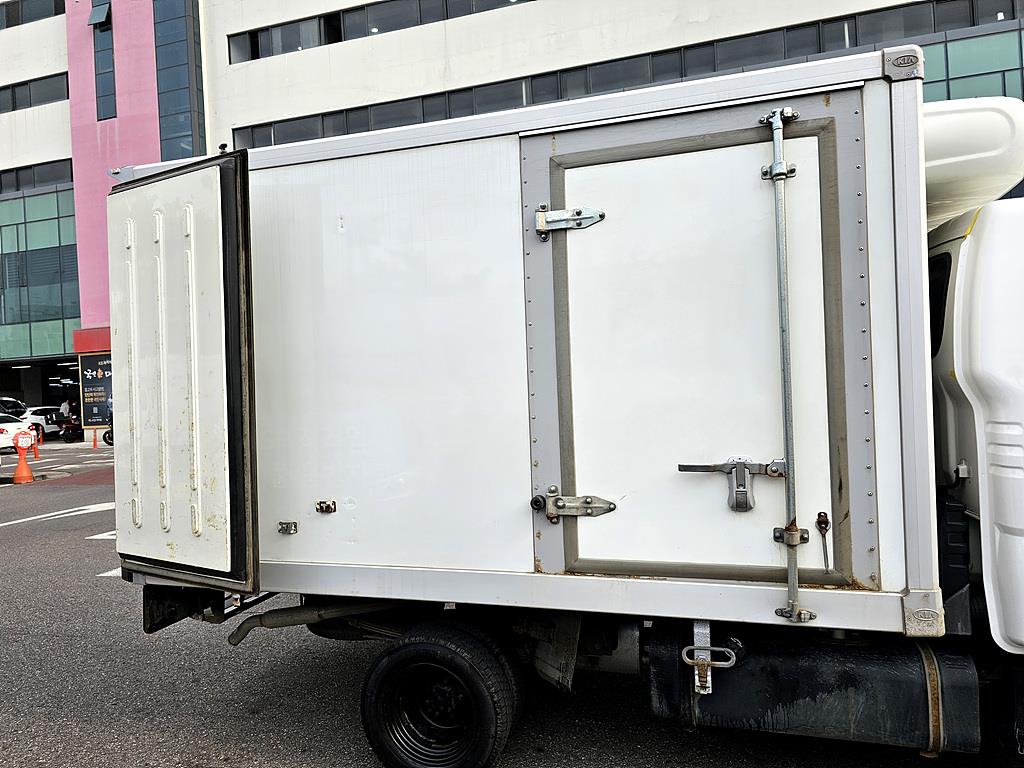 기아 봉고3 1톤 냉동탑 16