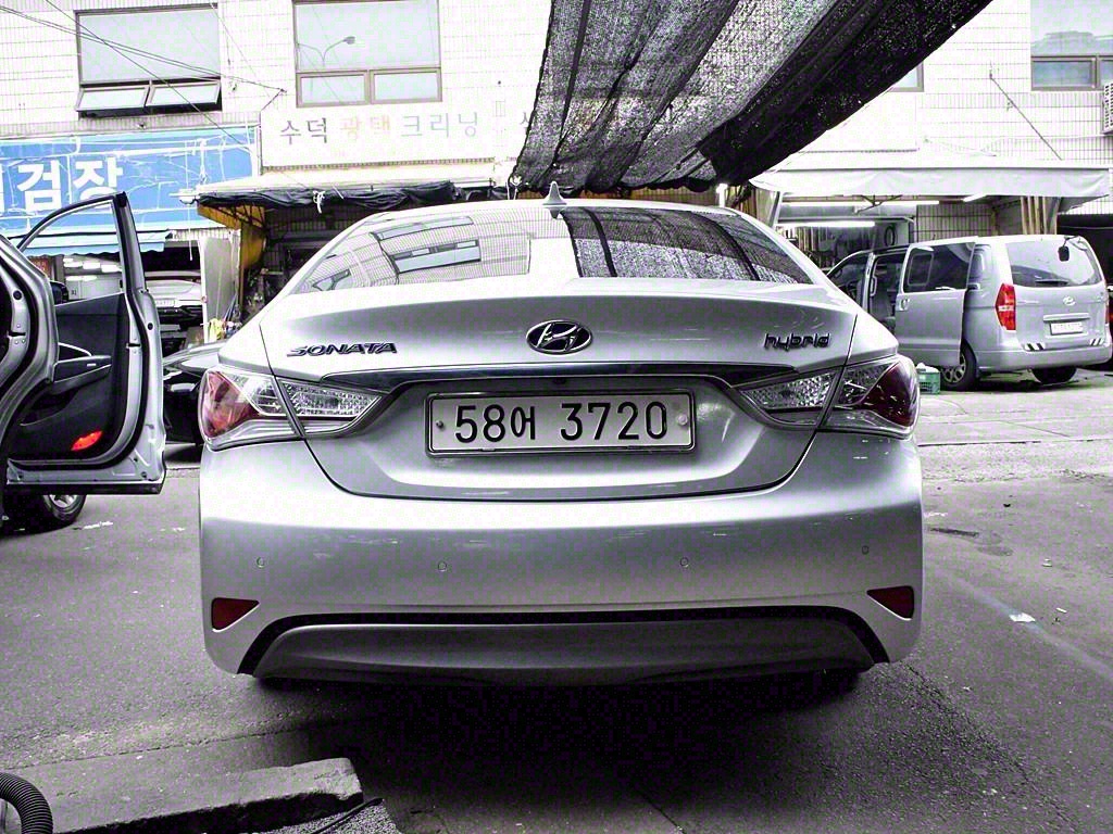 Hyundai Sonata YF HEV Premier 4