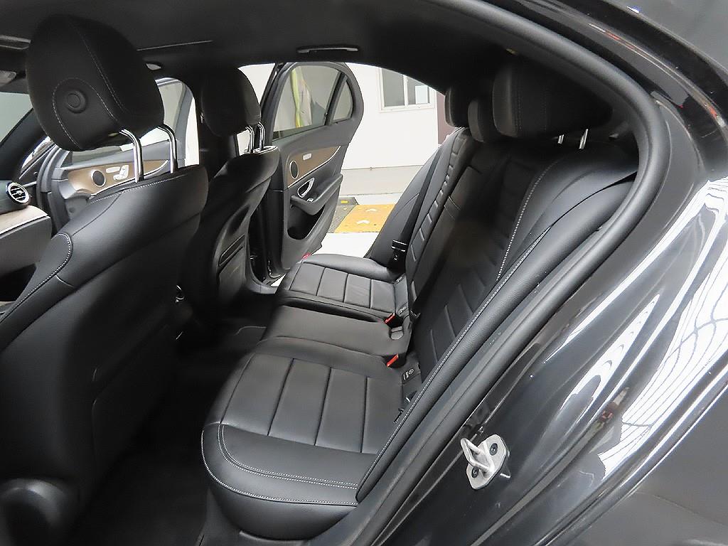 Mercedes-Benz E-Class E250 Exclusive 10