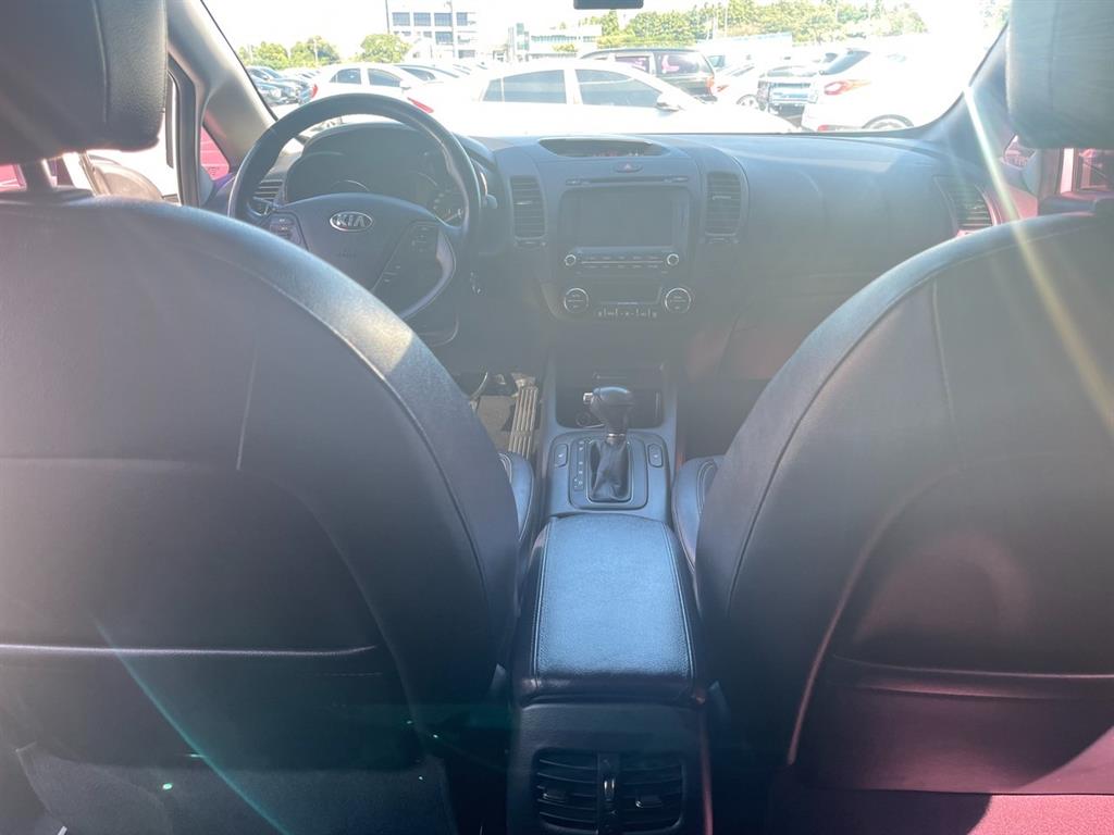 Kia K3 1.6 GDI Trendy 8