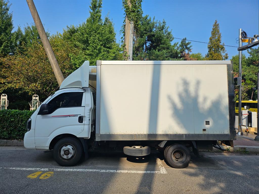 기아 봉고3 1.2톤 냉동탑 2