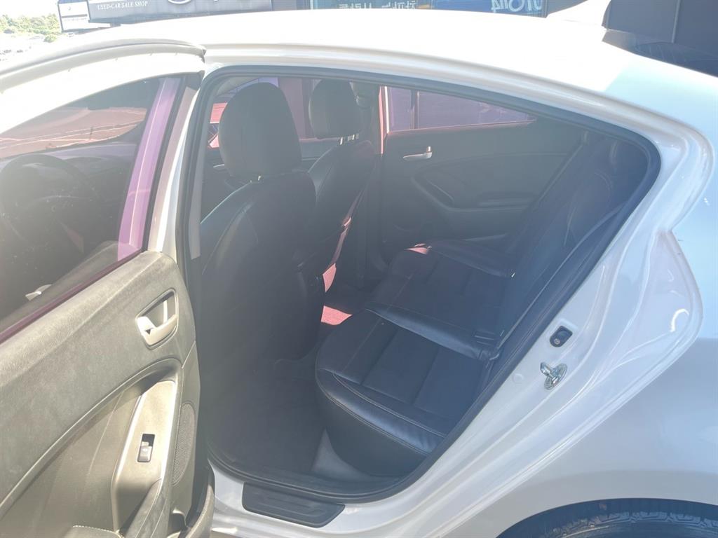 Kia K3 1.6 GDI Trendy 7