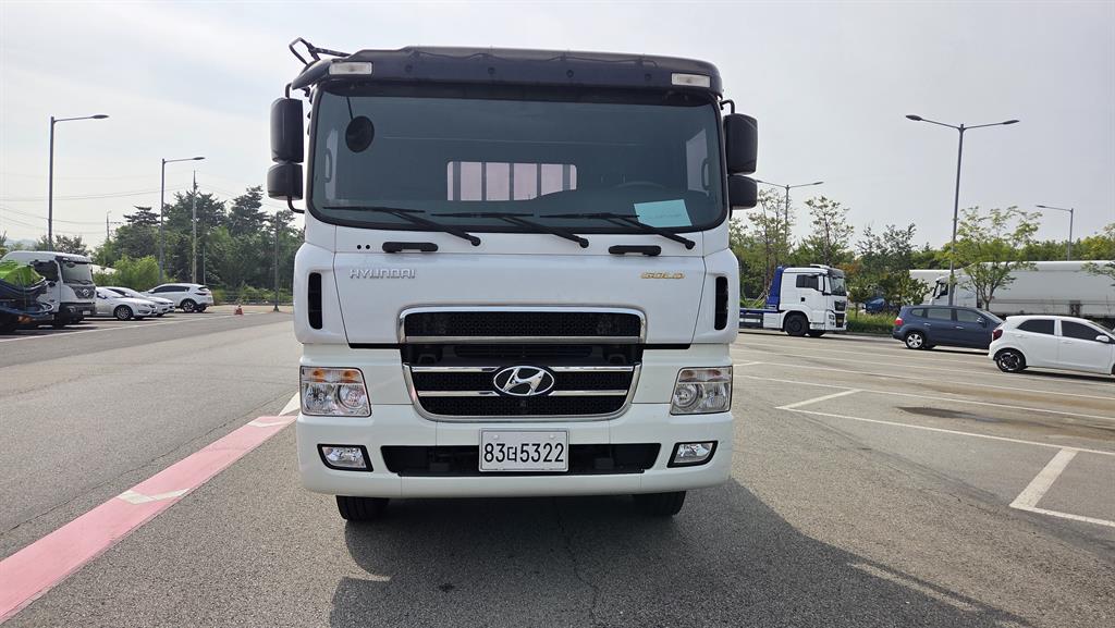 현대 메가트럭 와이드캡 300 카고 5톤 수동
