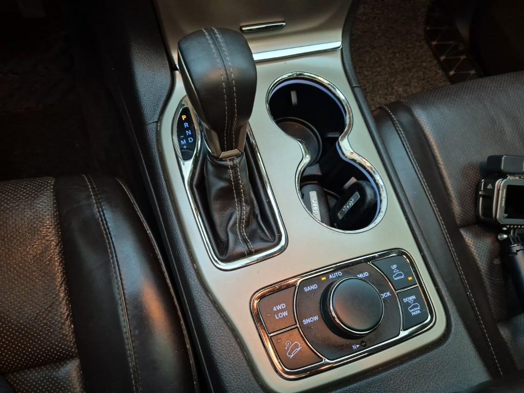 Jeep Cherokee 3.0 Diesel Overland Summit 10