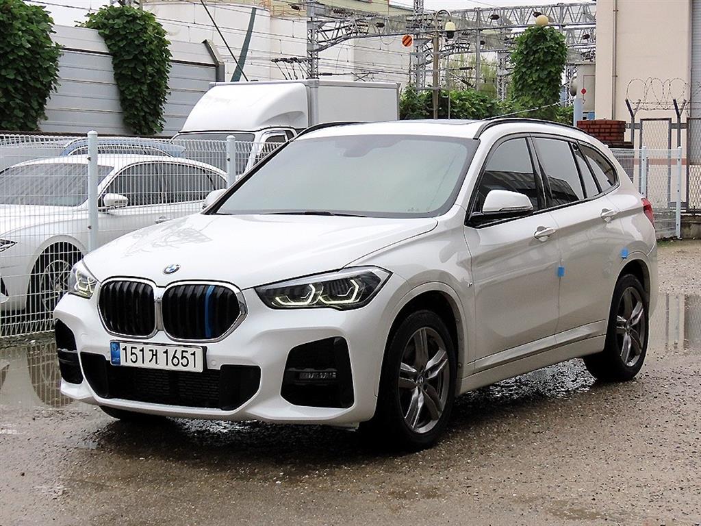 X1 (F48) xDrive 20i M 스포츠 2021년식