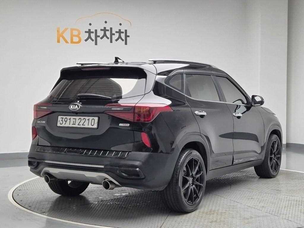 Kia Seltos Gasoline 1.6 Turbo 2WD Noblesse 4