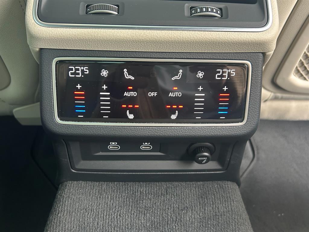 아우디]A6 (C8) 45 TFSI 콰트로 프리미엄