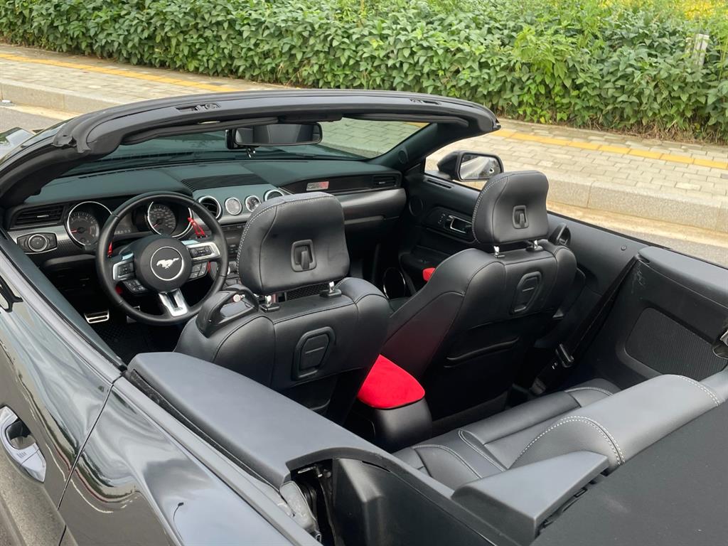 포드]머스탱 6세대 2.3 컨버터블포드 머스탱 6세대 2.3 컨버터블