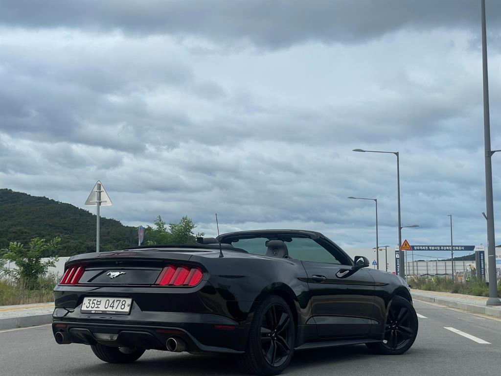 포드]머스탱 6세대 2.3 컨버터블포드 머스탱 6세대 2.3 컨버터블