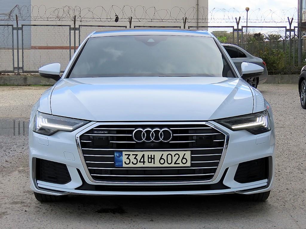 Audi A6 45 TFSI Quattro Premium