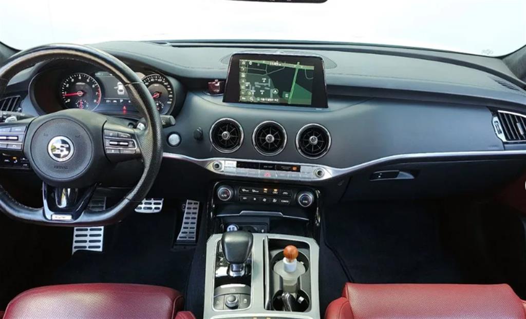 Kia Stinger Gasoline 3.3 Turbo AWD GT 4