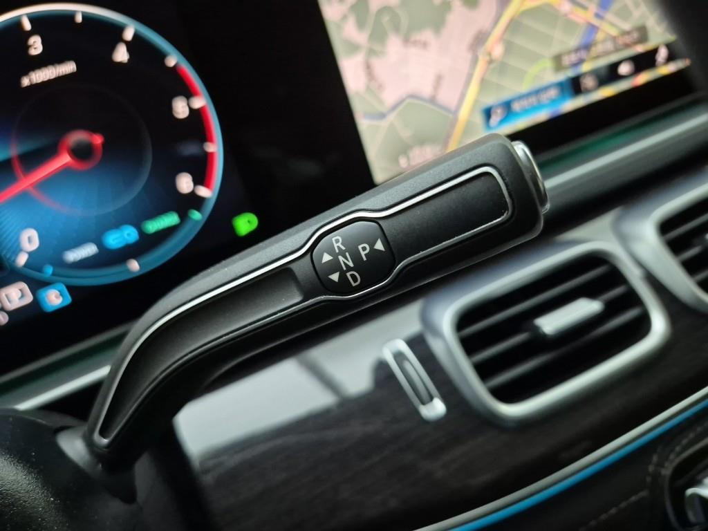 Mercedes-Benz GLE-Class GLE300d 4MATIC 9