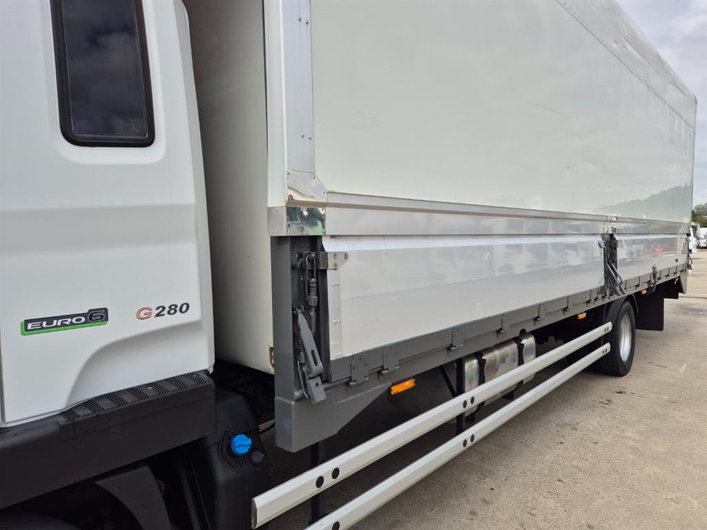 현대 메가트럭 단바리 윙바디 4.5톤 오토 10