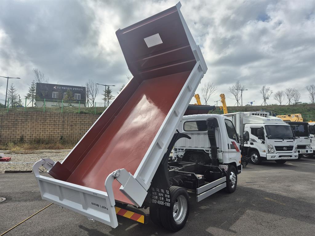 현대 마이티큐티 화물덤프 2.5톤 12