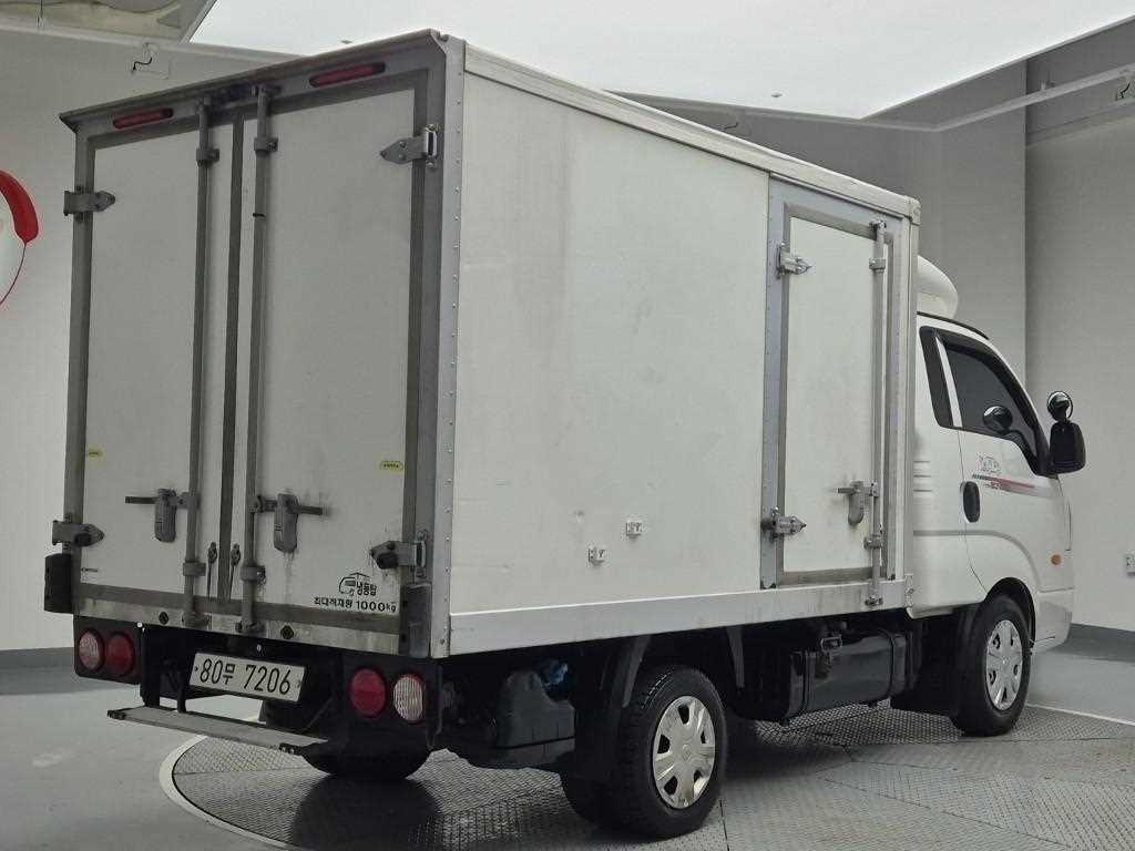 기아 봉고3 1톤 냉동탑 트윈컴프 2