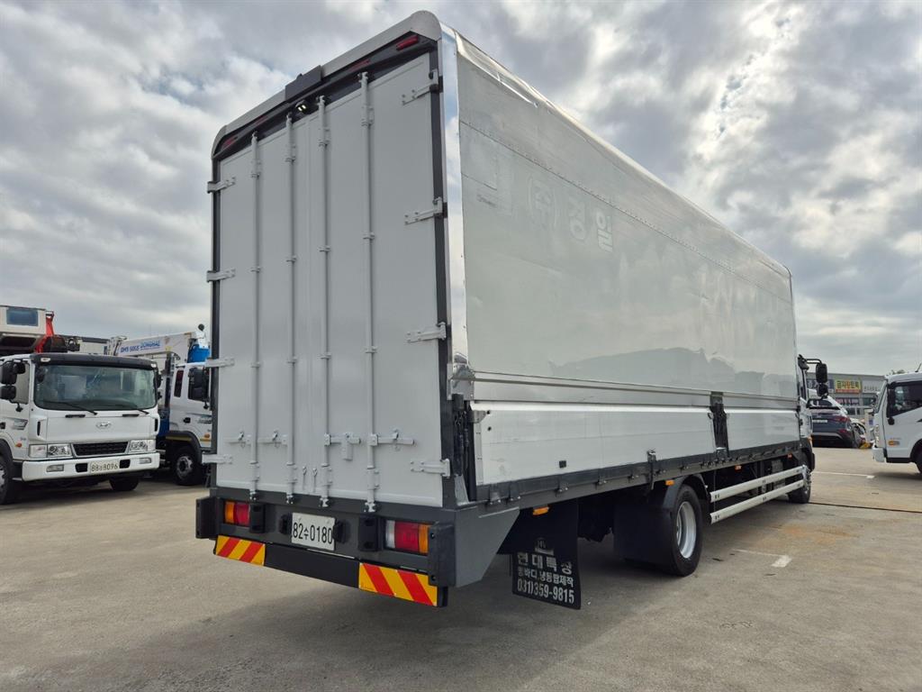 현대 메가트럭 단바리 윙바디 4.5톤 오토 2