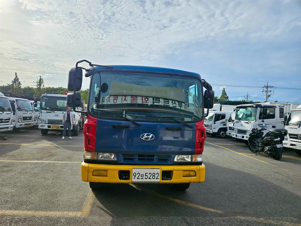 현대 슈퍼트럭 화물덤프 4.5톤 1