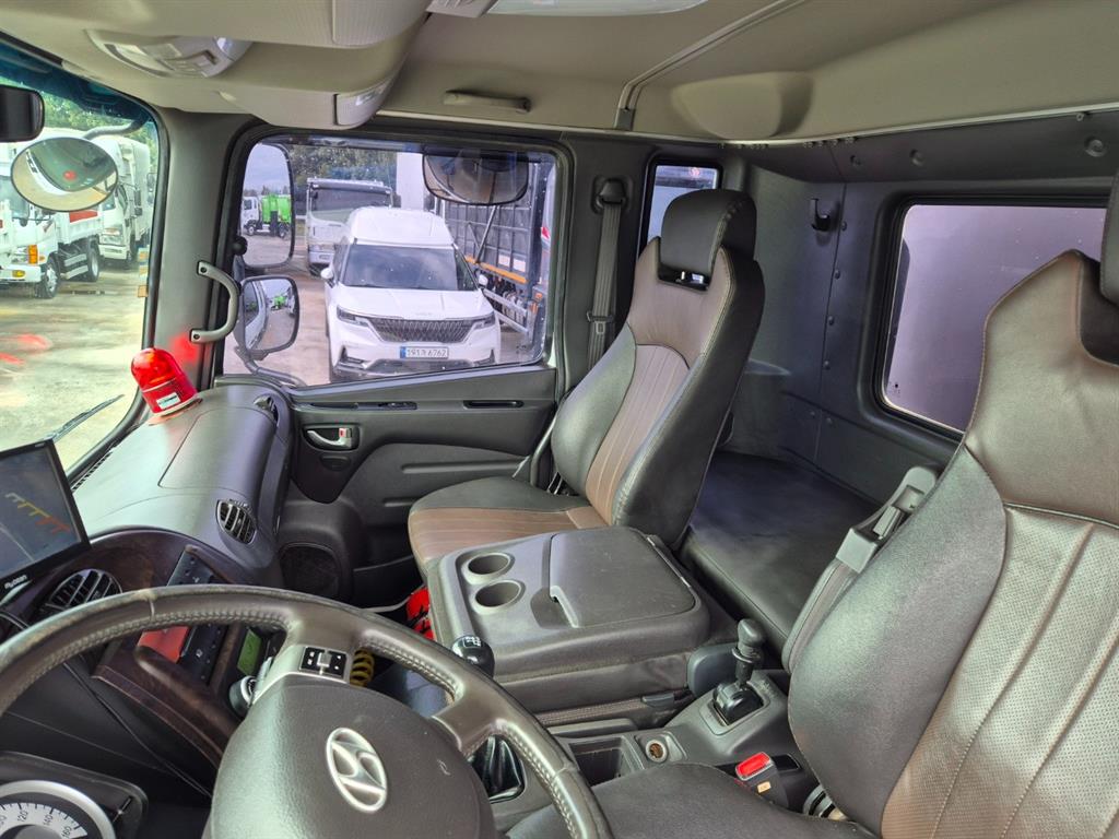 현대 메가트럭 단바리 윙바디 4.5톤 오토 8