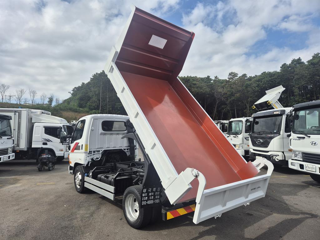 현대 마이티큐티 화물덤프 2.5톤 11