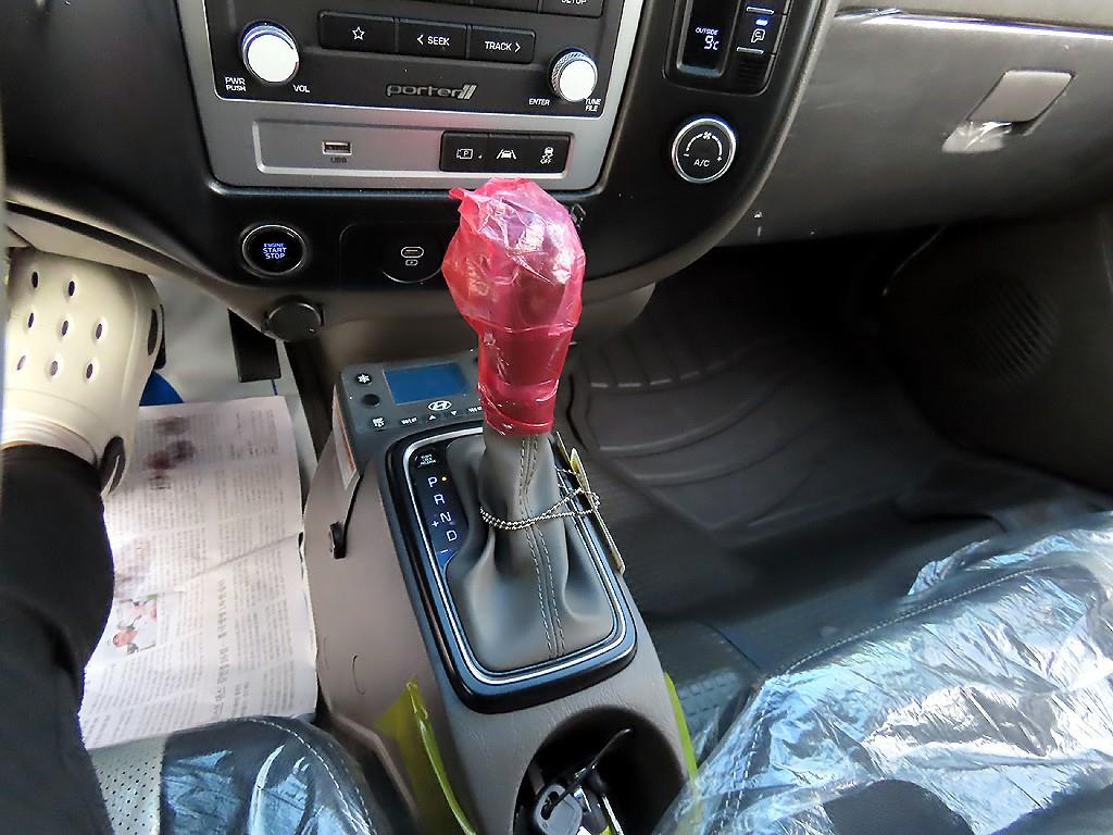 현대 포터2 1톤 냉동탑 트윈컴프 LPG 10