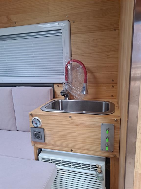 기아 봉고3 캠퍼밴 15