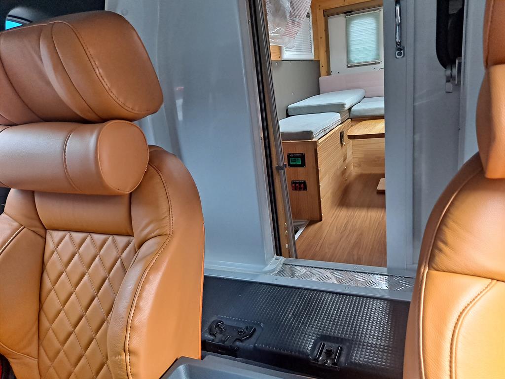 기아 봉고3 캠퍼밴 9