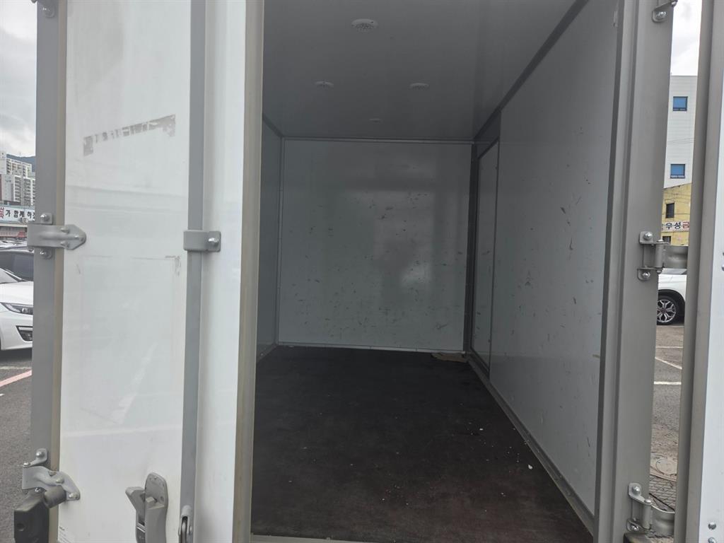 기아 봉고3 1톤 표준탑 LPG 5