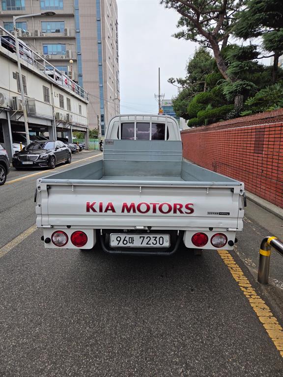 기아 봉고3 1톤 카고 4