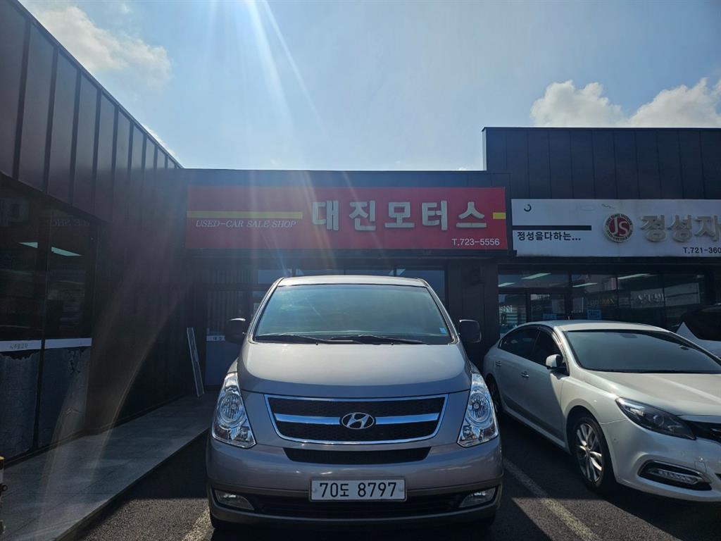 Hyundai Starex Wagon CVX Premium 3
