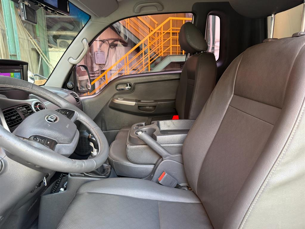 기아 봉고3 1.2톤 윙바디 8