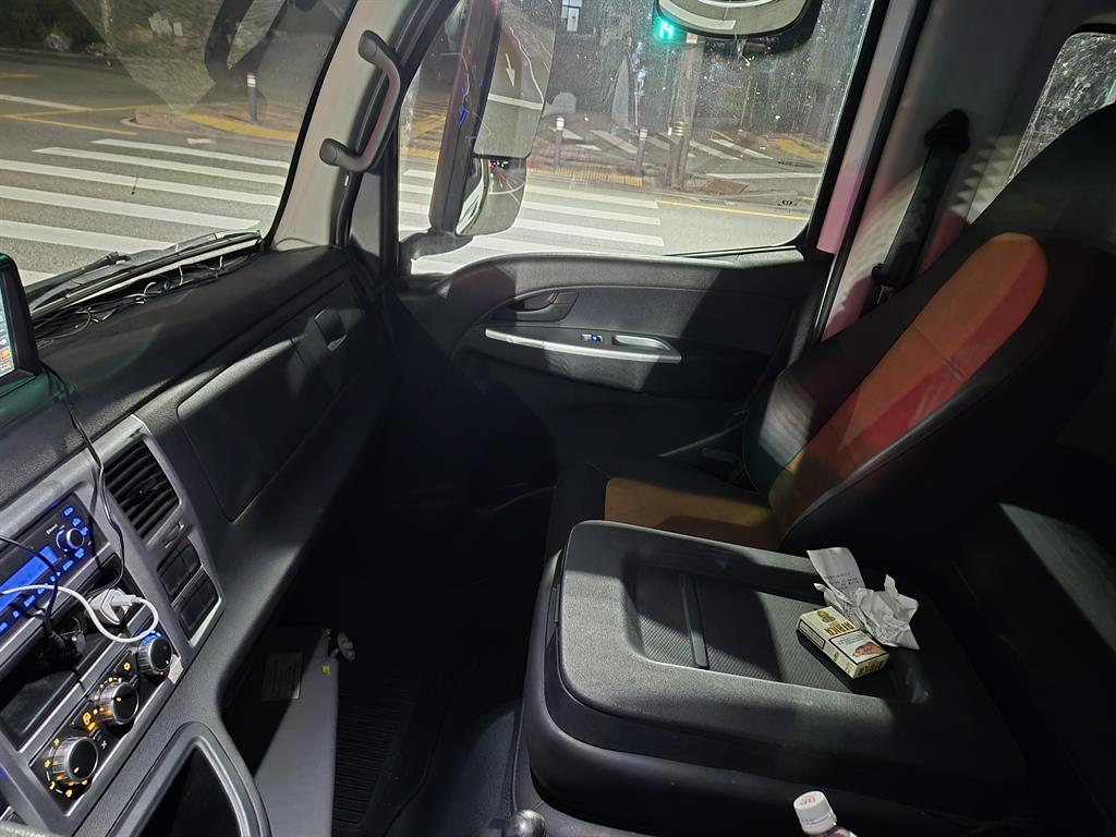 타타대우 더쎈 3.5톤 카고 9