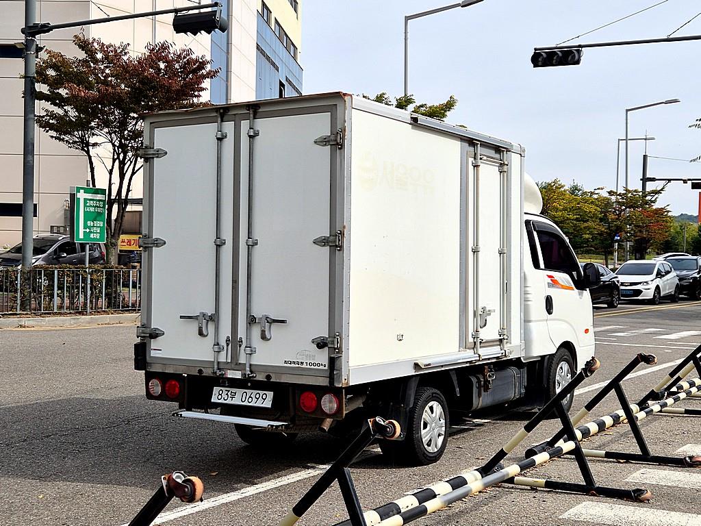 기아 봉고3 1톤 냉동탑 4