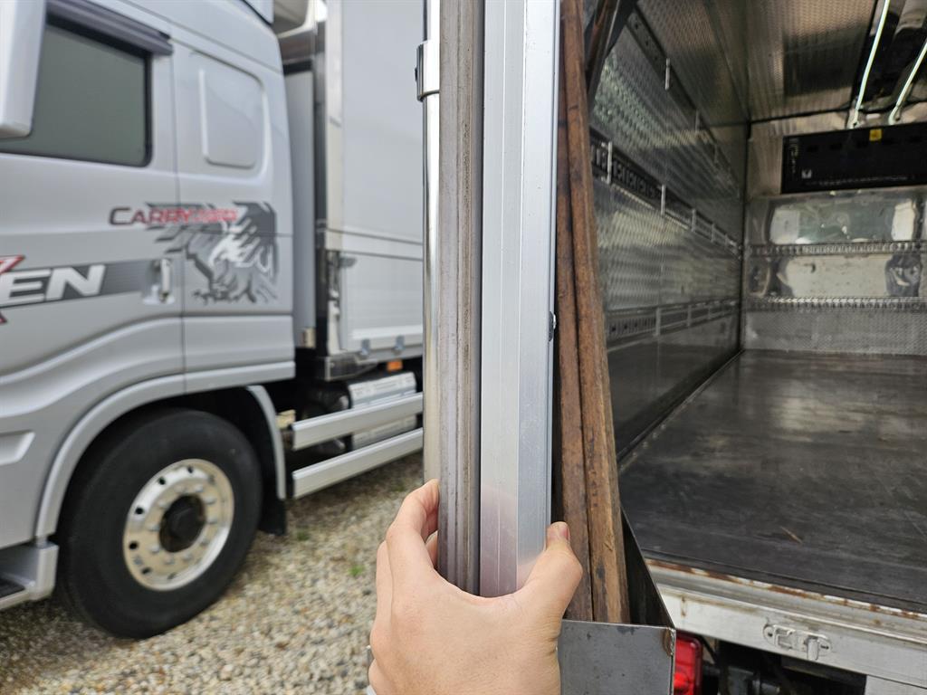 만 TGL 3.5톤 냉동탑 투냉 7