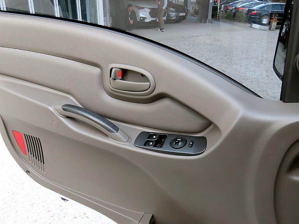 현대 포터2 1톤 냉동탑 트윈컴프 LPG 11