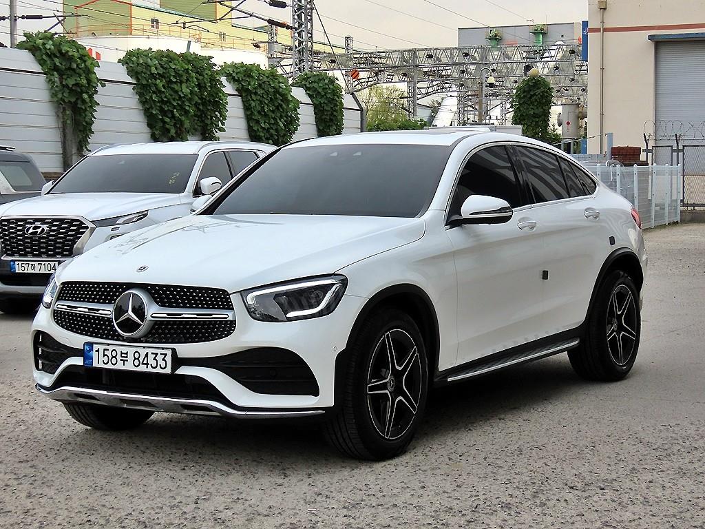 벤츠 GLC 클래스 GLC 300 4MATIC 쿠페 사진 2/20