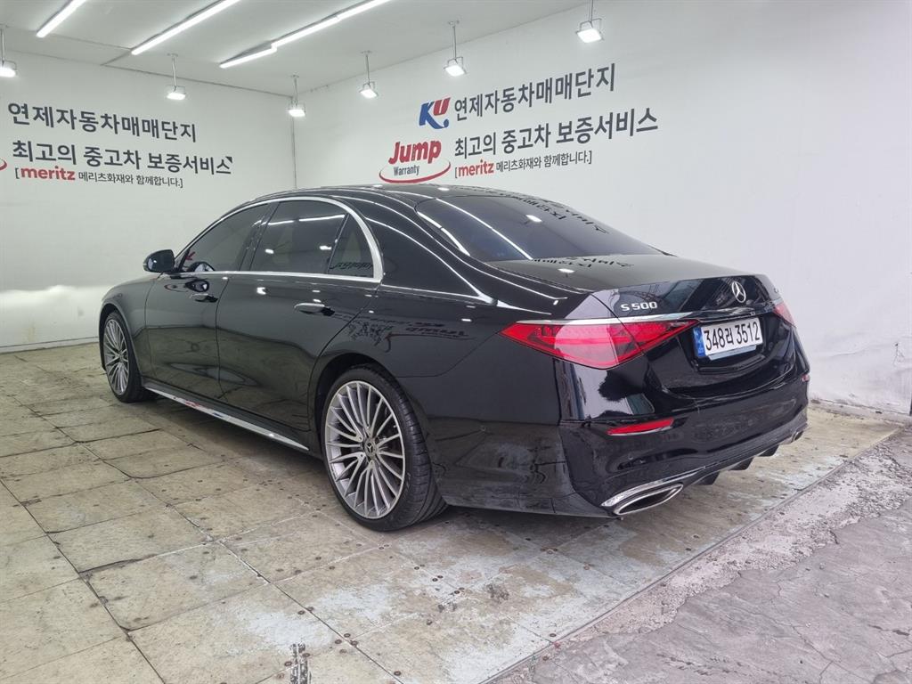 Mercedes-Benz S-Class S500L 4MATIC 4