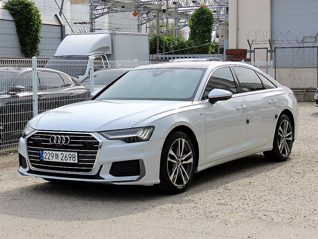 아우디 A6 40 TDI 콰트로 프리미엄 사진 2/20