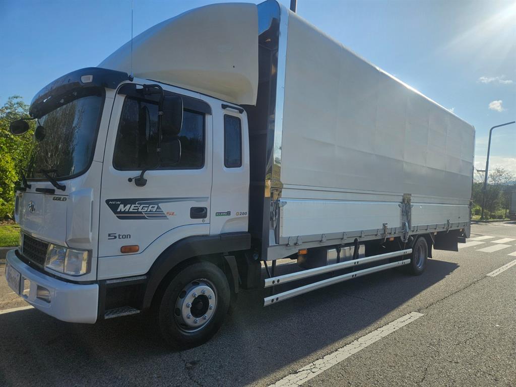 현대 메가트럭 단바리 윙바디 4.5톤 수동