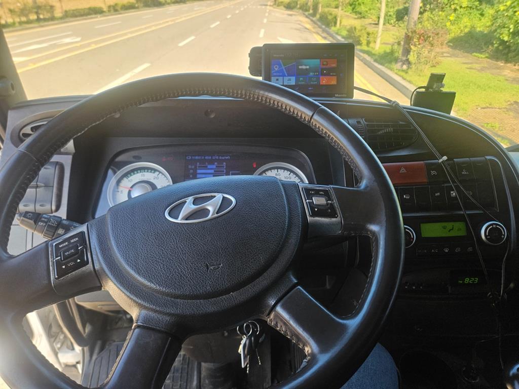 현대 메가트럭 단바리 윙바디 4.5톤 수동 15