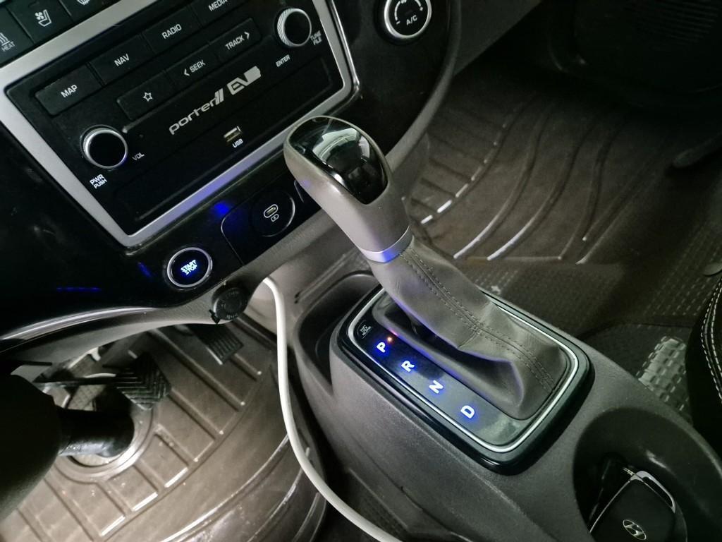 현대 포터2 1톤 냉동탑 전기 6