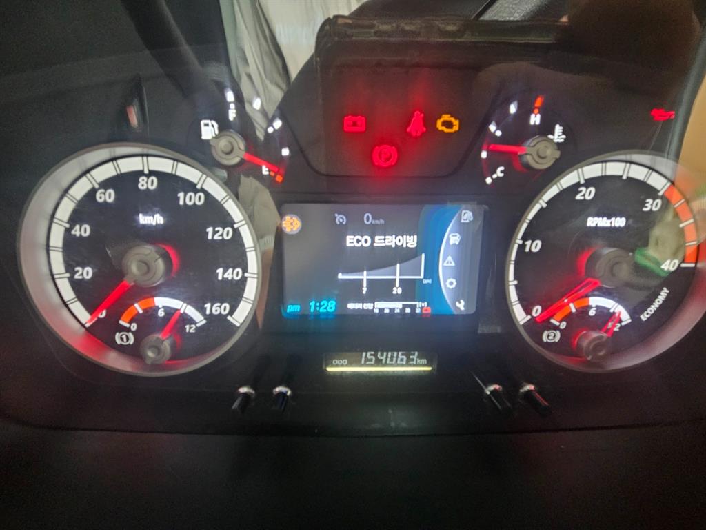 타타대우 더쎈 3.5톤 윙바디 18